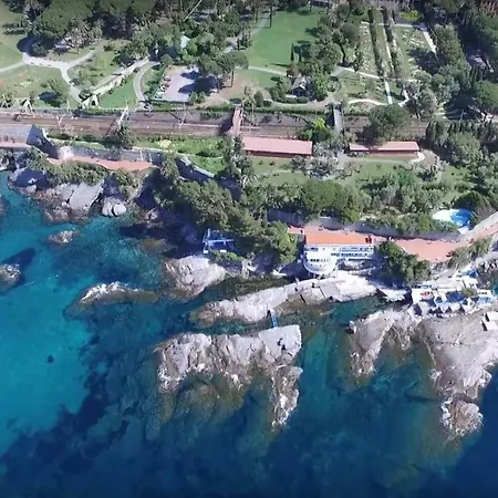 Sopra Il Parco A 2 Passi Dal Mare Privatunterkunft Genua
